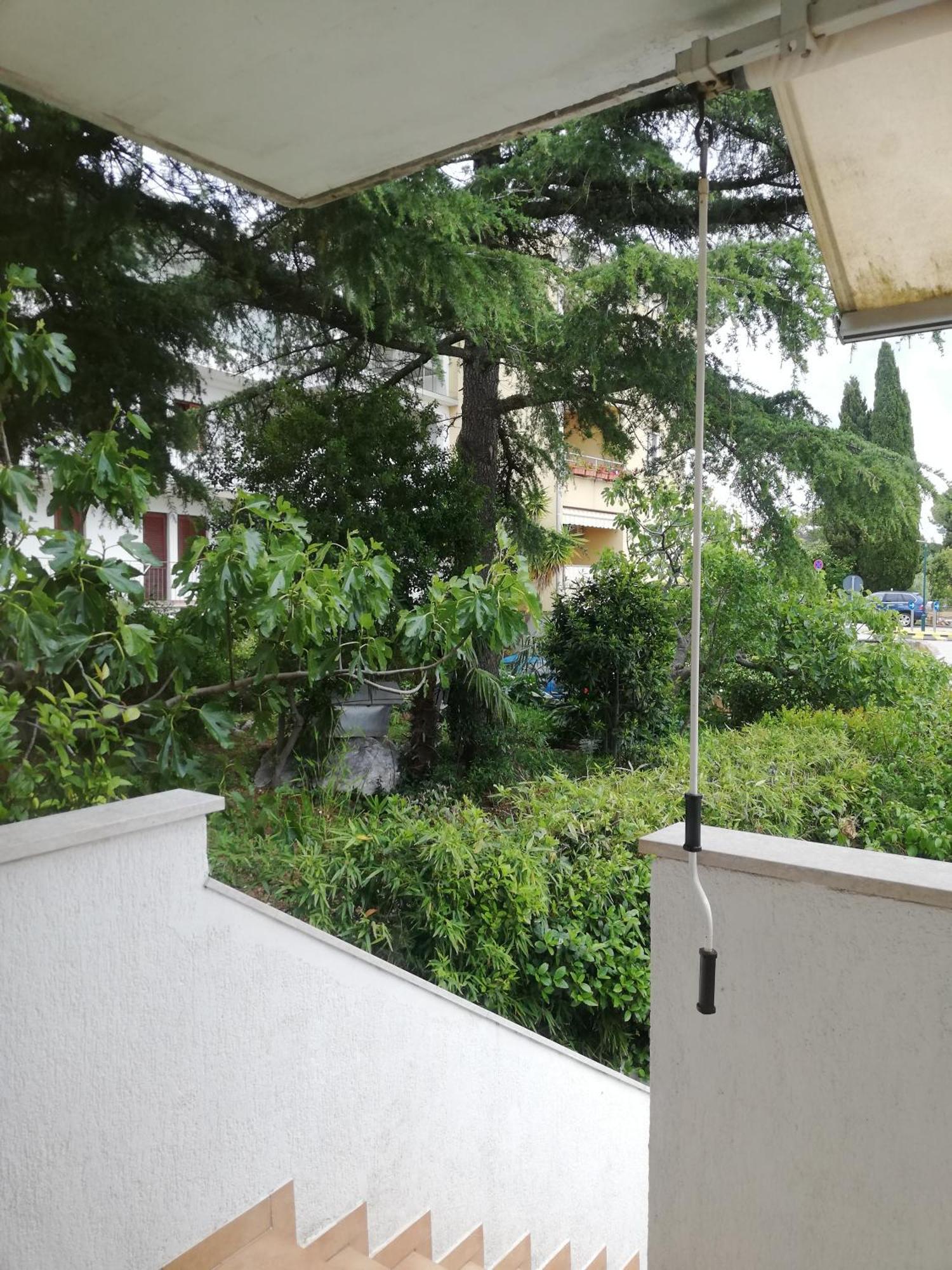 Apartments Poretti For 2,In Center Parking Free In The Yard,6 Min Beach Walk روفينج المظهر الخارجي الصورة