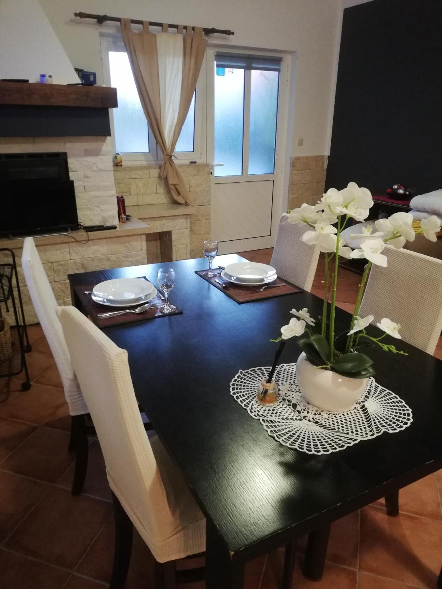 Apartments Poretti For 2,In Center Parking Free In The Yard,6 Min Beach Walk روفينج المظهر الخارجي الصورة